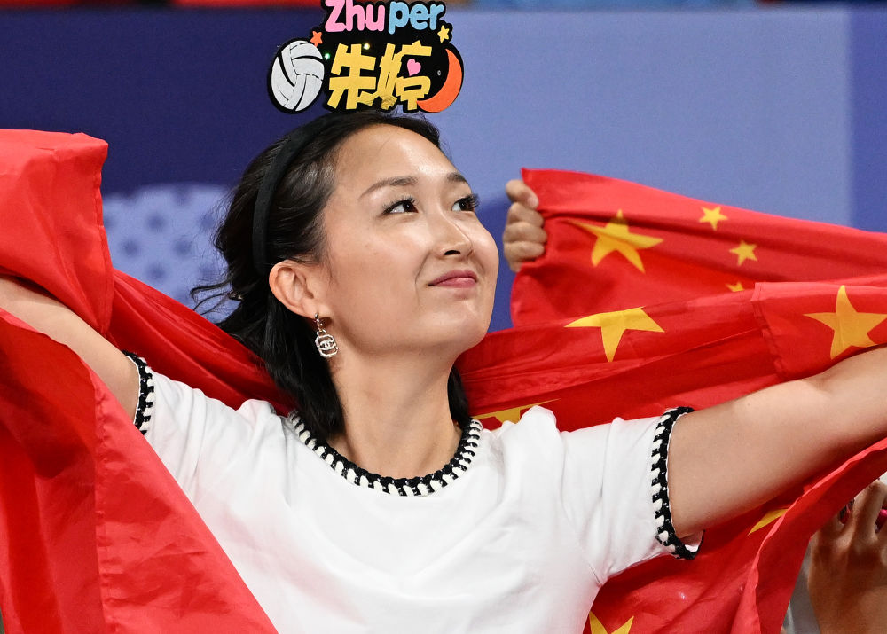 塞尔维亚横扫对手，小组第一晋级