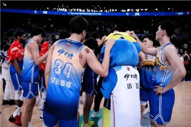 高潮迭起！CBA季后赛争夺激烈